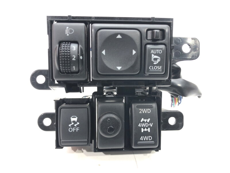 Panel přepínač Nissan Juke (F15) 2010 - 2022 P10020