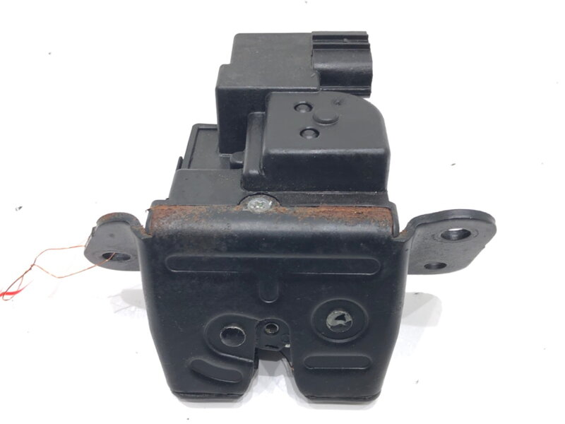 Zámek víka kufru zadní Hyundai IX20 (JC) 2010 - 2022 81230-1H000