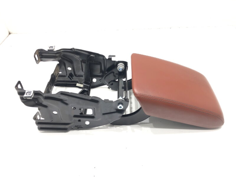 Loketní opěrka Audi A4 B8 Avant (8K5) 2007 - 2015 8K0864283