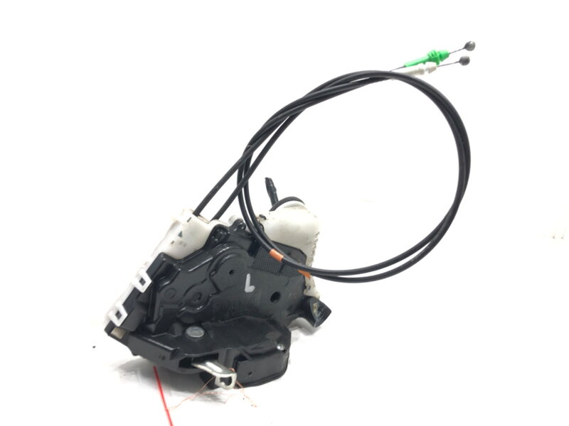 Zámek dveří levý přední Toyota Yaris (_P13_) 2010 - 2022