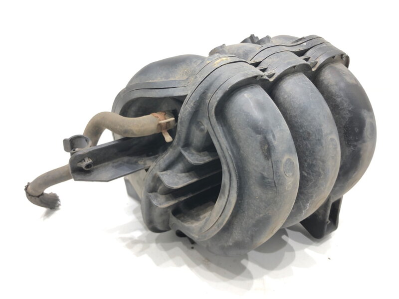 Sací potrubí Toyota Yaris (_P13_) 2010 - 2022