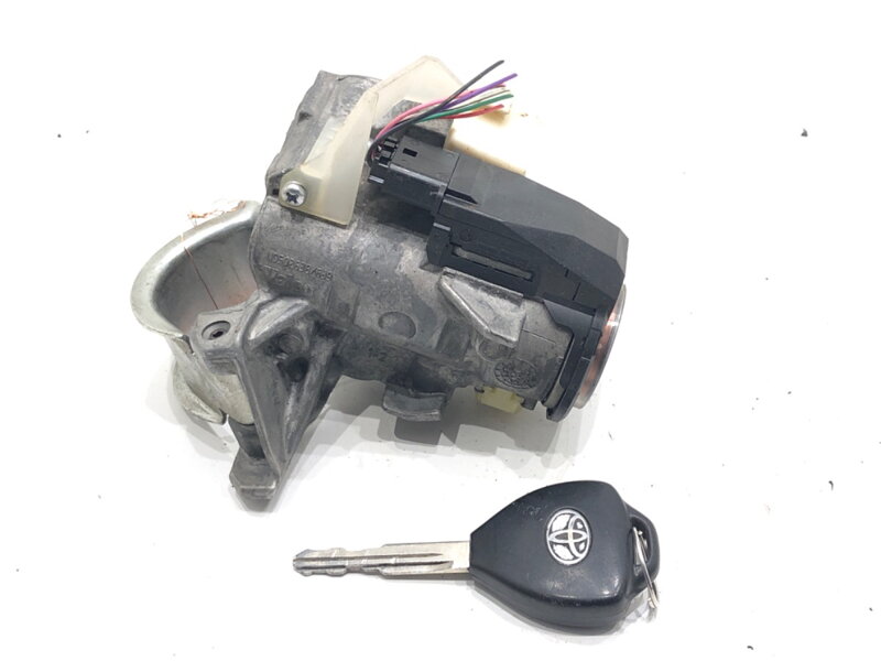 Spínací skříňka Toyota Avensis Kombi (_T27_) 2009 - 2018 N0502638