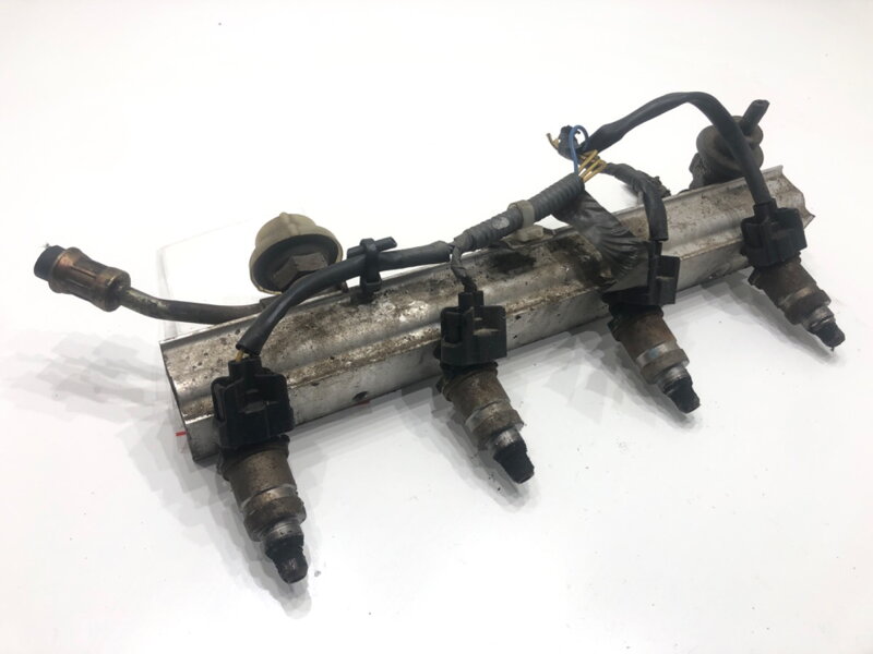 Vstřikovací rampa Honda Cr-v I (RD) 1995 - 2002