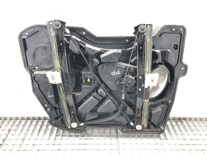 Stahovačka okna pravá přední Dodge Grand Caravan 2007 - 2022 3015749T