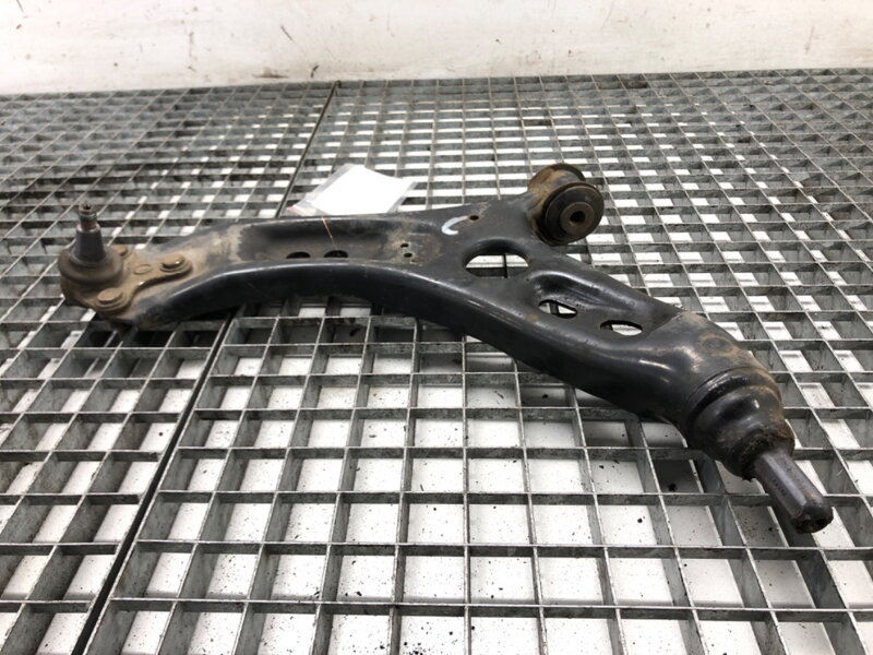 Rameno levé přední VW Passat B7 (362) 2010 - 2015