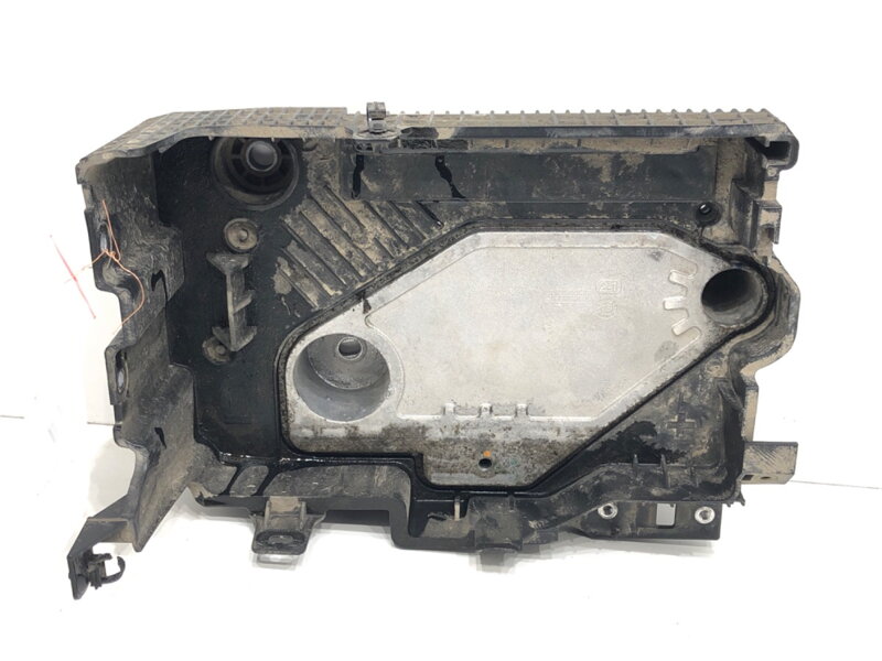 Základna akumulátoru Renault Clio V (B7_) 2019 - 2022 P1011233