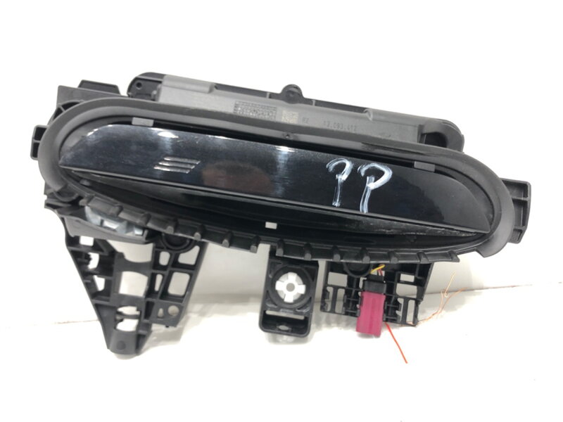 Klika vnější pravá přední BMW X1 (U11) 2022-2025 5A68ED4