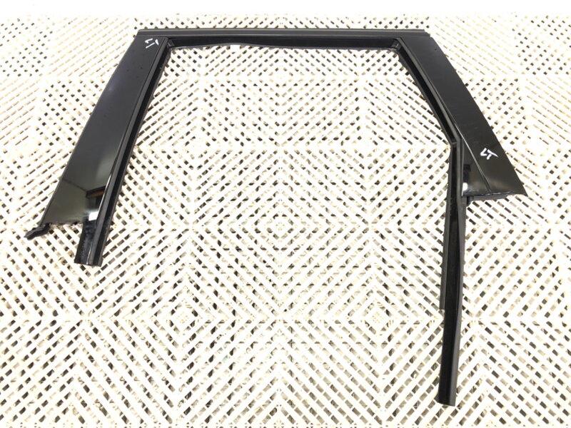 Rámeček těsnění dveří zadní levé BMW X1 (U11) 2022-2025 9851687