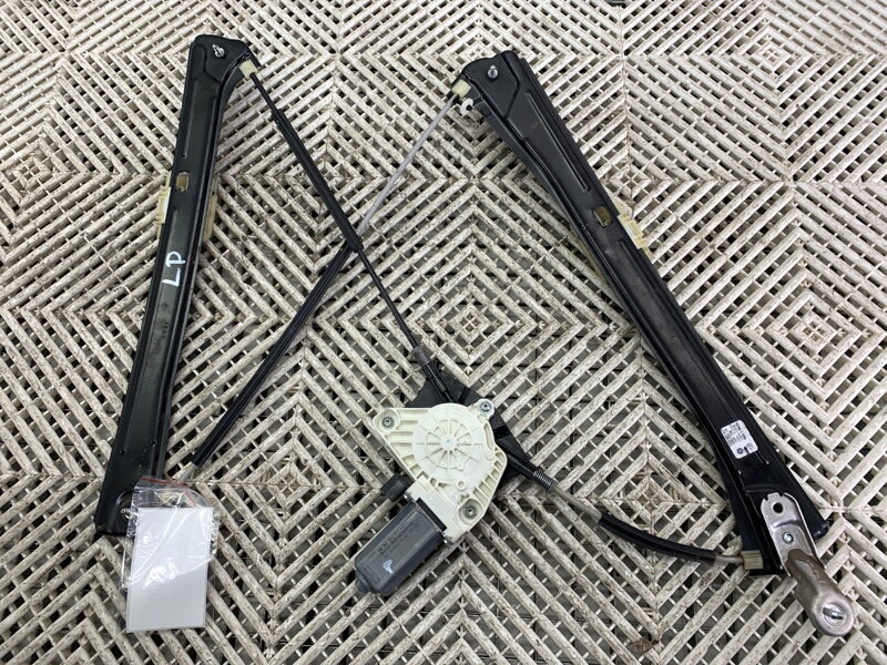 Stahovačka okna levá přední VW Tiguan Allspace (BW2, BJ2) 2017 - 2022 5NN837461