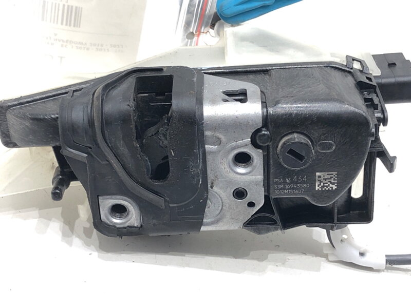 Zámek dveří levý přední Citroen Berlingo (ER_, EC_) 2018 - 2022 163434