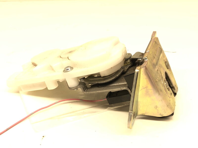 Zámek víka kufru zadní Mitsubishi ASX (GA_W_) 2009 - 2022