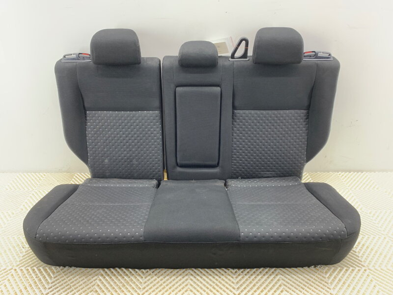 Lavice / sedačka druhý řada Mitsubishi ASX (GA_W_) 2009 - 2022