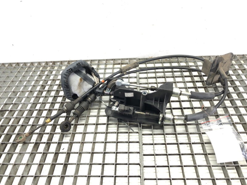 Řadicí páka volič převodovky Ford KA (RU8) 2008 - 2016