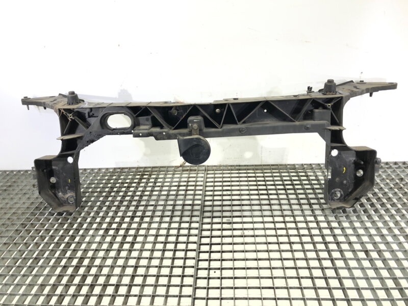 Výztuha horní Renault Clio III (BR0/1, CR0/1) 2005 - 2014 8200290143