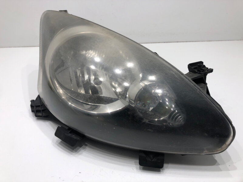 Světlo pravé přední Toyota Aygo (_B1_) 2005 - 2014 81110-0H070