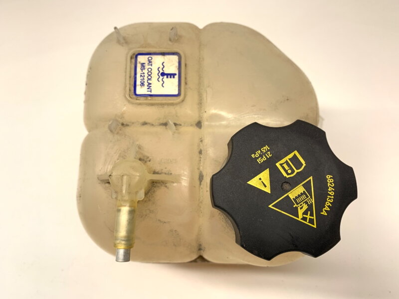 Vyrovnávací nádobka chladicí kapaliny Jeep Cherokee (KL) 2013 - 2022 68102155AD