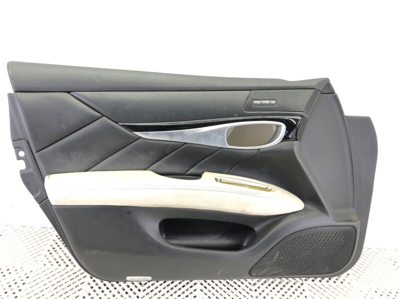 Tapecírung dveří levý přední Infiniti Q70 (Y51) 2013 - 2022