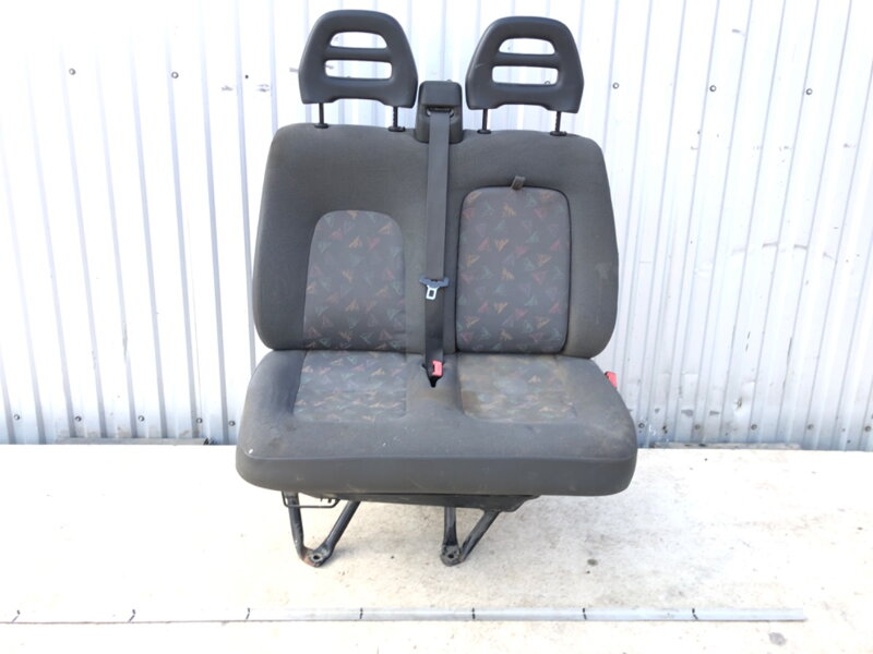 Sedadlo pravé přední Citroen Jumper Autobus (244, Z_) 2002 - 2022