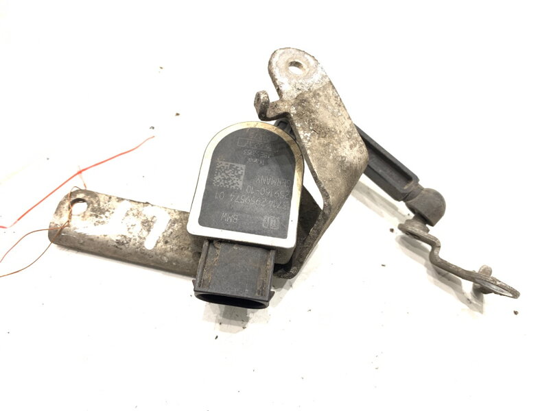 Čidlo náklonu xenon zadní levý BMW 5 (G30, F90) 2016 - 2022 2959574