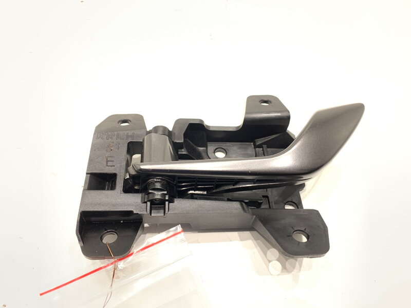 Klika vnitřní levá zadní Hyundai Tucson (NX4E, NX4A) 2020 - 2022 83613-N7000