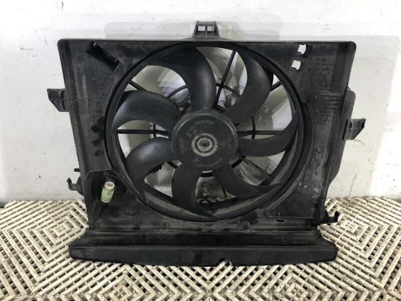 Ventilátor chladiče Hyundai Veloster (FS) 2011 - 2017 25380-1RXXX