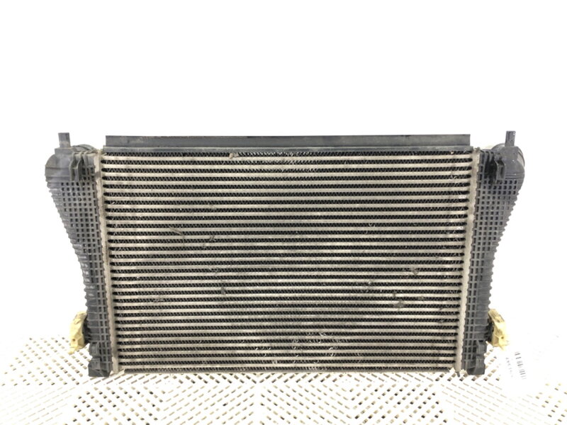 Intercooler VW Passat B8 (3G2, CB2) 2014 - 2022 5Q0145803N