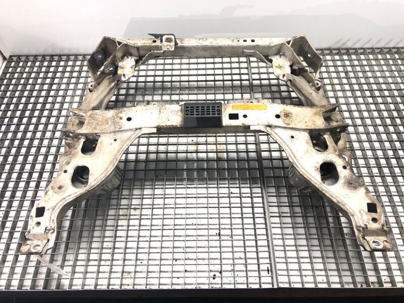 Výztuha POD motor BMW 1 (E87) 2003 - 2013