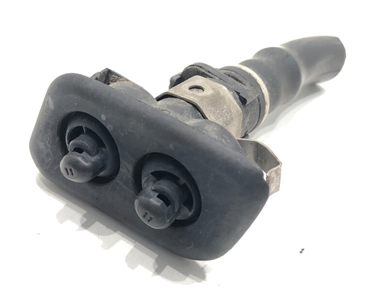 Ostřikovač světla levý přední BMW 5 Touring (E39) 1996 - 2004 8360661