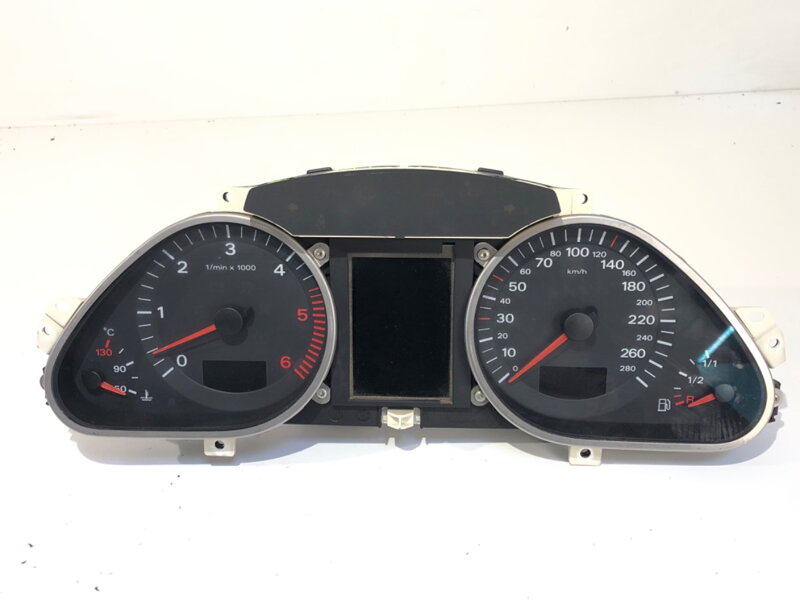 Tachometr budíky Audi A6 C6 Avant (4F5) 2004 - 2011 5550007301