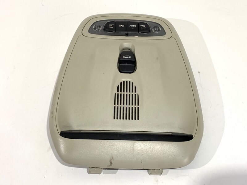 Stropní světlo Volvo V40 Liftback (525, 526) 2012 - 2022 C99ZA