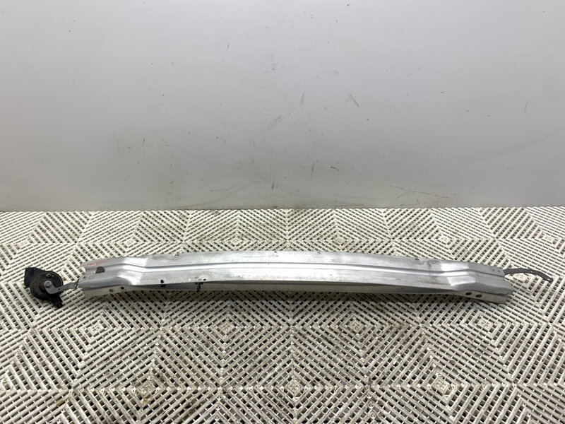 Výztuha nárazníku přední Audi A4 B8 Avant (8K5) 2007 - 2015