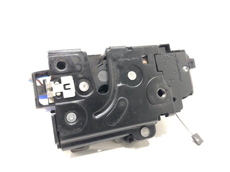 Zámek dveří pravý přední Skoda Octavia II (1Z3) 2004 - 2013 3D1837016AC