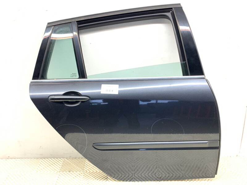 Dveře pravé zadní Renault Laguna III Grandtour (KT0/1) 2007 - 2015