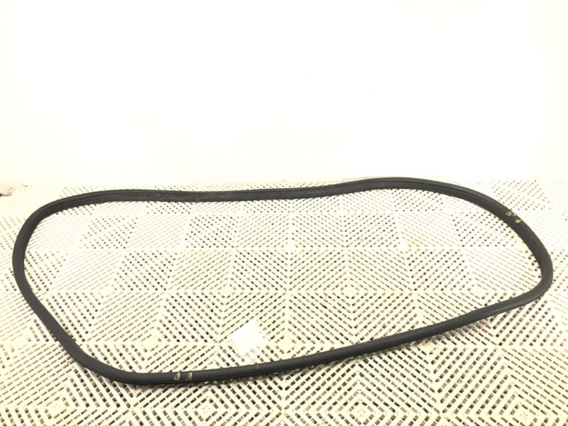 Těsnění dveří přední pravé Citroen Berlingo Multispace (B9) 2008 - 2022