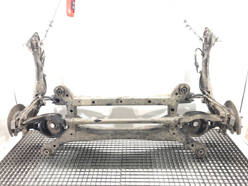 Výztuha zadní Chrysler Pacifica 2016 - 2022