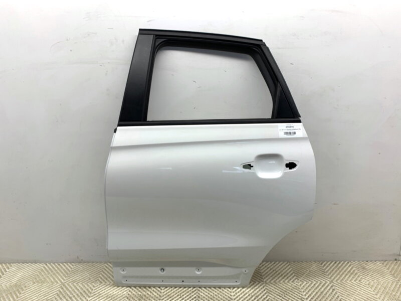 Dveře levé zadní Opel Crossland X / Crossland (P17, P2QO) 2017 - 2022 Z42
