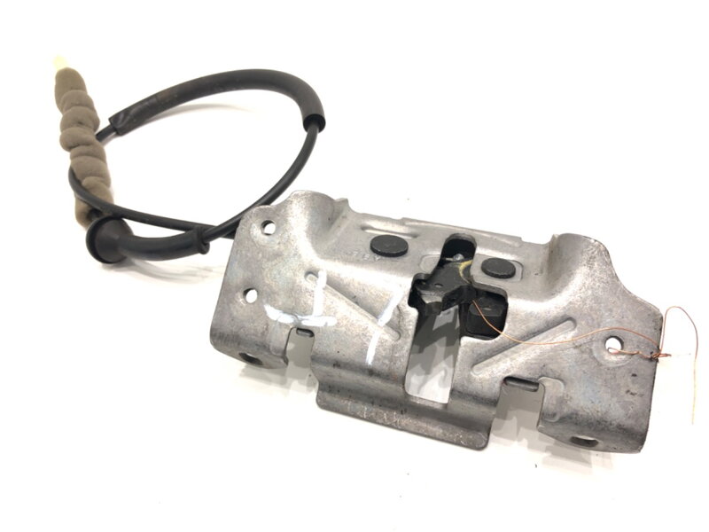 Zámek dveří levý zadní Chrysler Pacifica 2016 - 2022 043005