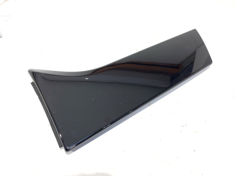 Lišta okna zadní levá Opel Crossland X / Crossland (P17, P2QO) 2017 - 2022