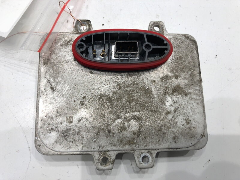 Řídicí jednotka xenon BMW 5 Touring (E61) 2004 - 2010 5DV009000-00