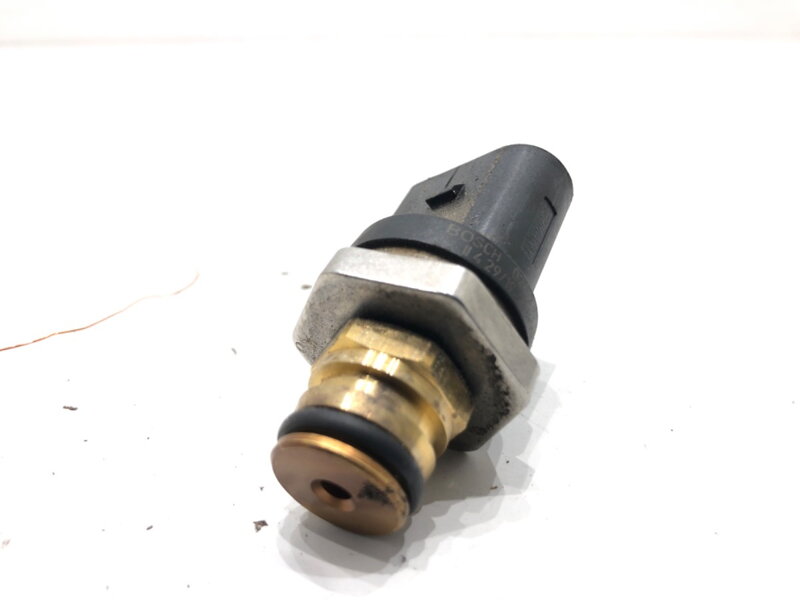 Čidlo tlaku paliva Skoda Kodiaq (NS7, NV7, NS6) 2016 - 2022 06H906051K