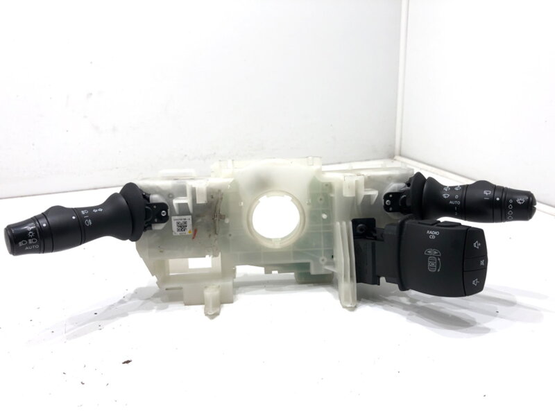 Přepínač sdružený Renault Megane III Grandtour (KZ0/1) 2008 - 2022 255670019R