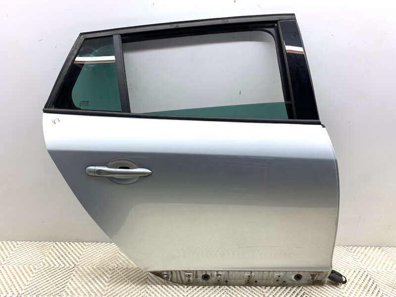 Dveře pravé zadní Renault Megane III Grandtour (KZ0/1) 2008 - 2022