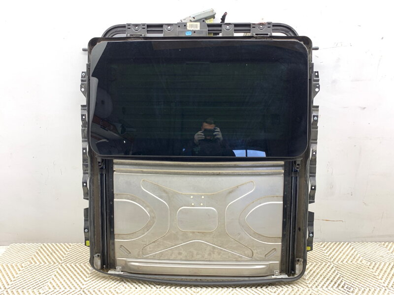 Střešní okno BMW 5 (E60) 2003 - 2010