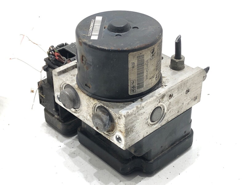 Čerpadlo Ford Focus II (DA_, HCP, DP) 2004 - 2013 3M512M110JA