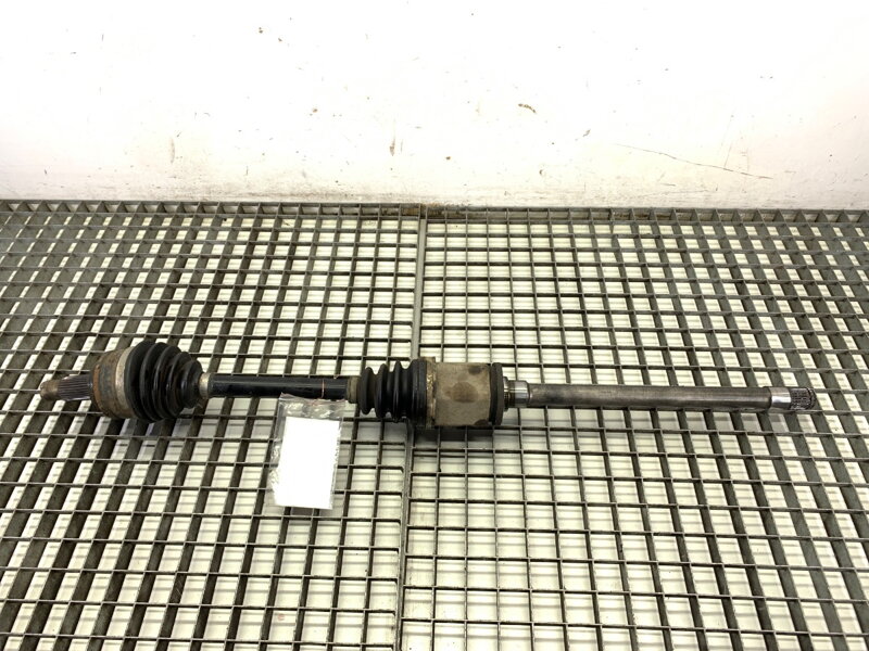 Poloosa pravá přední BMW X3 (E83) 2003 - 2011 3450564