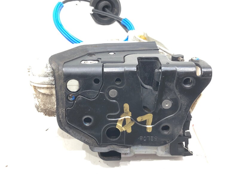 Zámek dveří levý přední Audi A4 B8 Avant (8K5) 2007 - 2015 8J1837015A