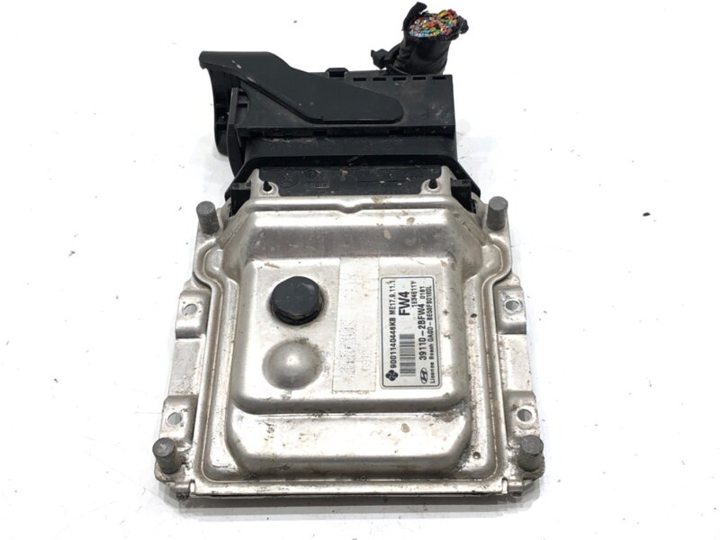 Řídicí jednotka motoru Hyundai I30 (GD) 2011 - 2022 39110-2BFW4