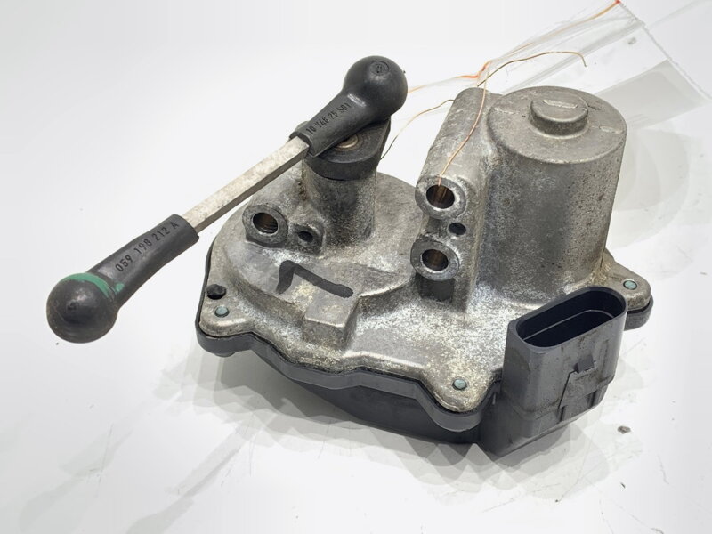 Regulátor klapek sacího potrubí Audi A4 B8 (8K2) 2007 - 2015 059129086L