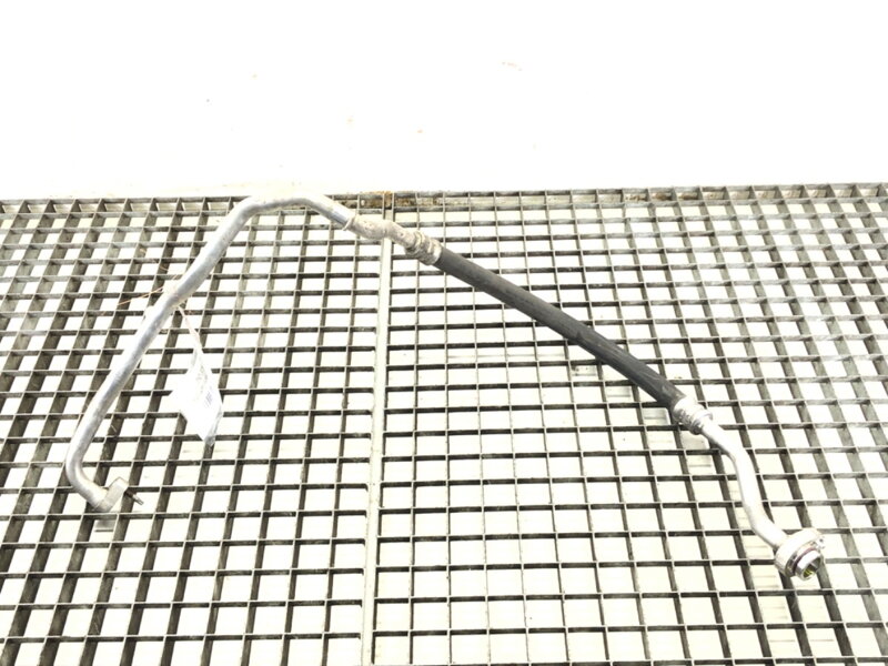 Hadice klimatizace VW Golf VII (5G1, BQ1, BE1, BE2) 2012 - 2022 5Q0820743C