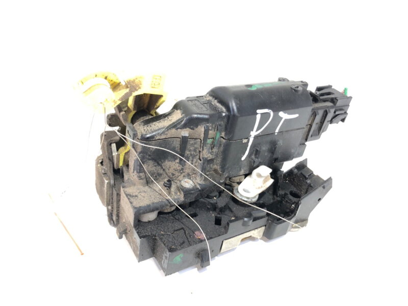 Zámek dveří pravý zadní Dacia Duster (HS_) 2010 - 2018